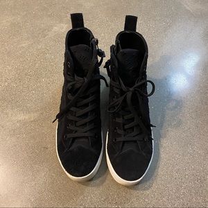 Louis Vuitton Women’s High Top Sneakers 36